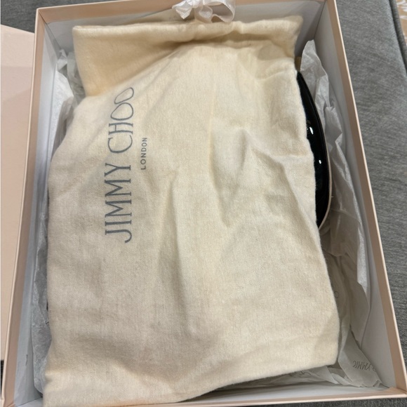 Jimmy Choo cream and patent leather heels size 41 - Picture 10 of 10